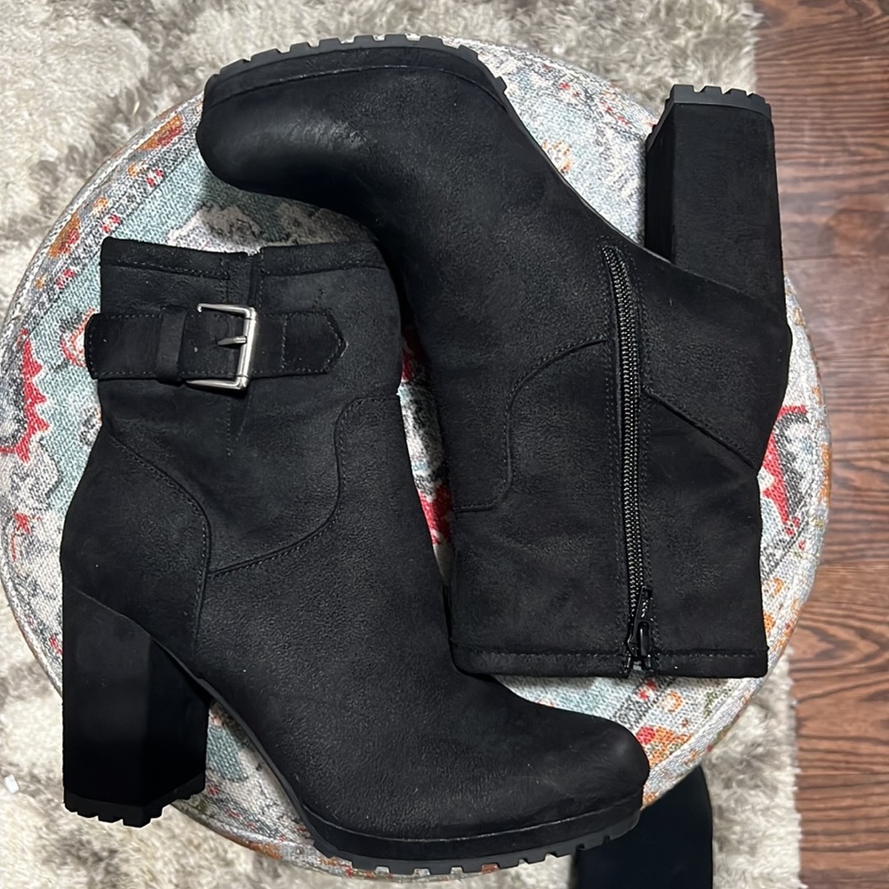 Sun + Stone Womens Veraa Microsuede Buckle Ankle Boots